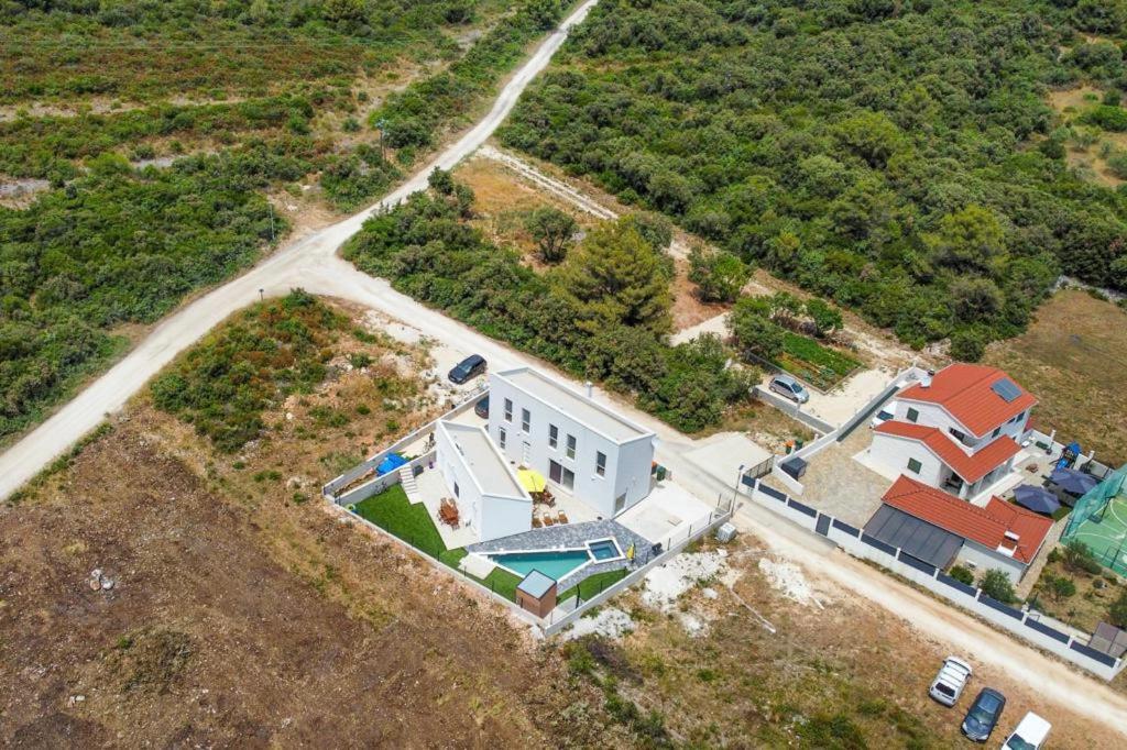 Villa Silente Sukosan Exterior photo